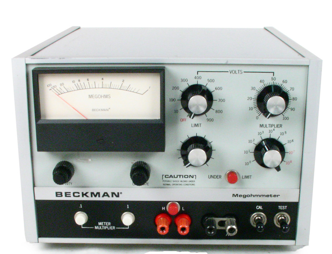 Beckman L-8 for sale